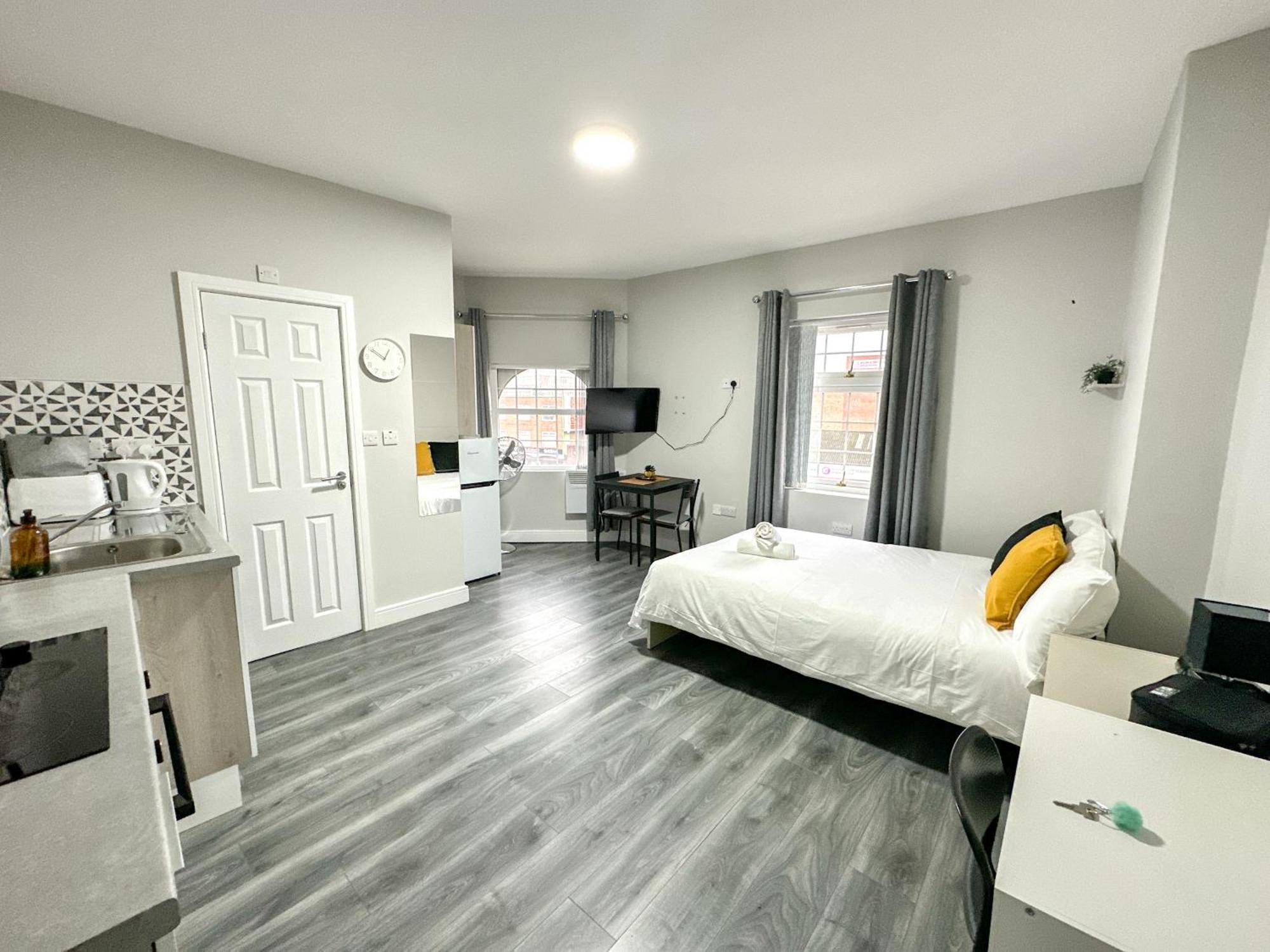 Apartment Stay Inns *